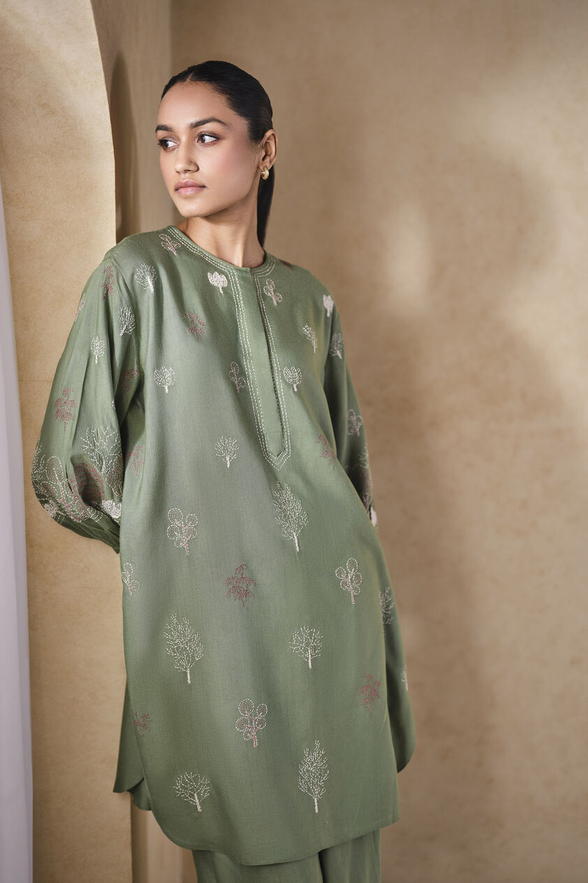 Dream Hand-embroidered Kantha Co-ord - Sage, Sage, image 7